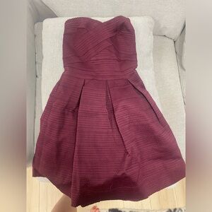 Sweetheart neckline mini dress